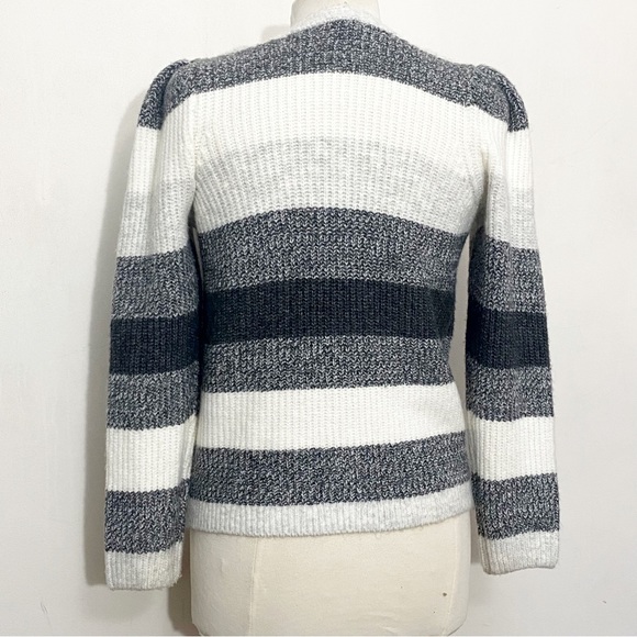 VINCE CAMUTO soft fuzzy striped button front cardigan XS - Picture 4 of 6